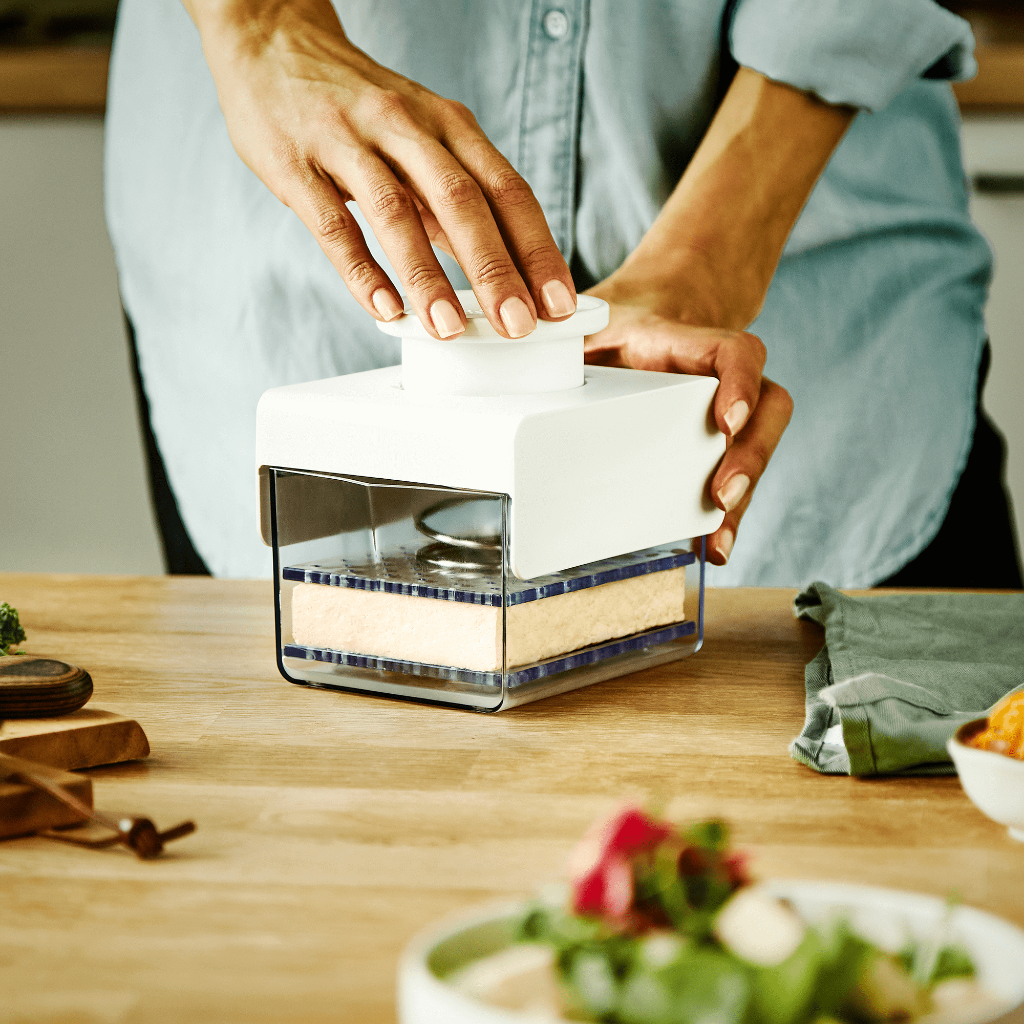 Tofu Cutter - Plastic Kitchen Tool